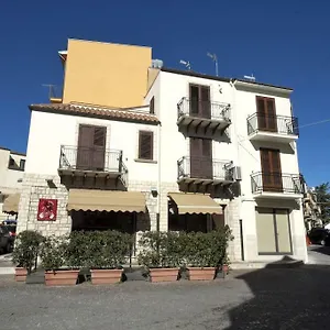 La Tana Del Lupo , San Giovanni Gemini Italië