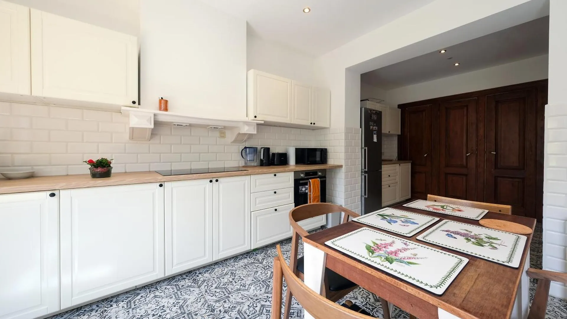 Your Homestay In A Bibliophile Mansion Antwerp Belgium