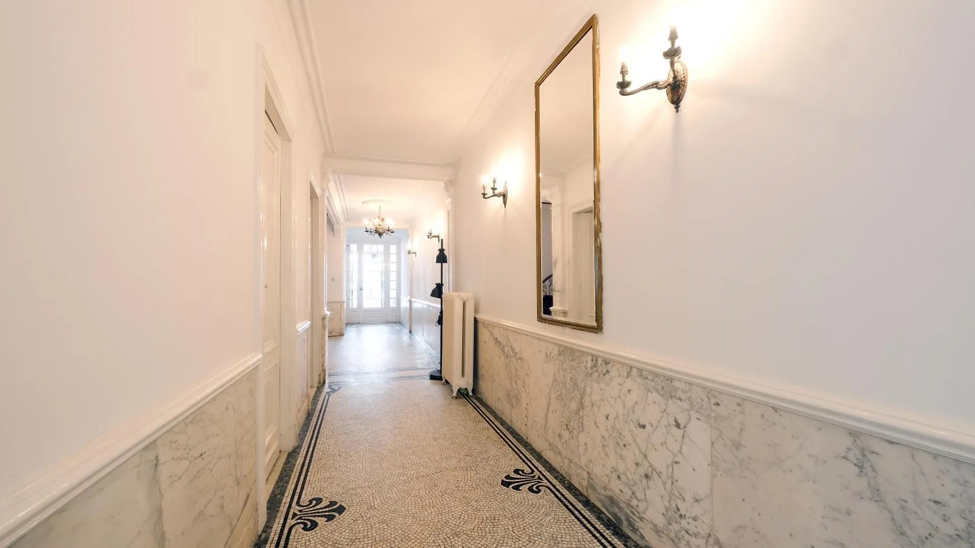 Your Homestay In A Bibliophile Mansion Antwerp Belgium